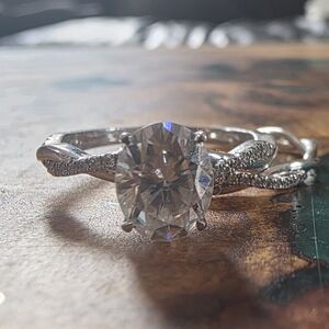Elegant Platinum Moissanite Ring Set